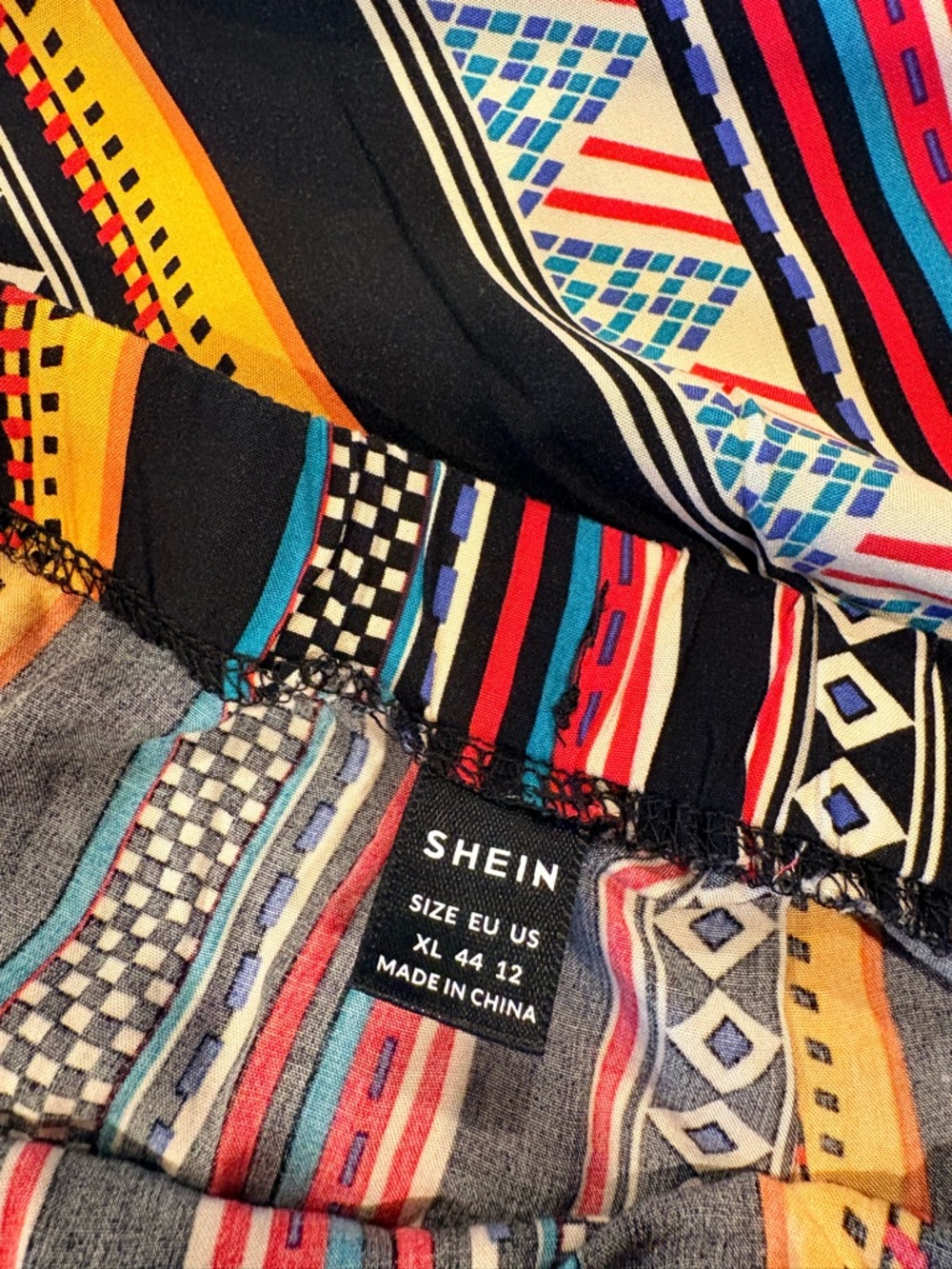 Women’s Black Multicolor Stripe Patterned Skirt, size XL - Picture 4 of 6